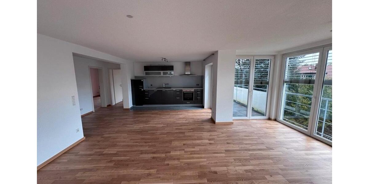 Etagenwohnung Wangen im Allgäu - 3 Zimmer, 89 m&sup2;, 1.225&euro; | Angebot:26238415