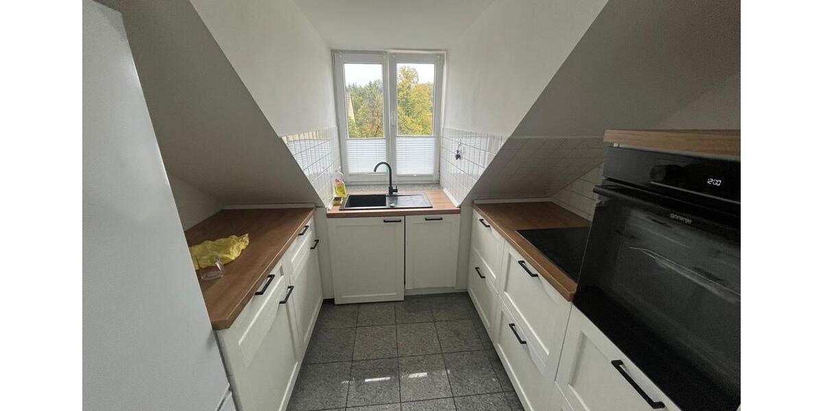 Dachgeschoßwohnung München Sendling-Westpark - 2 Zimmer, 12 m&sup2;, 750&euro; | Angebot:26313130