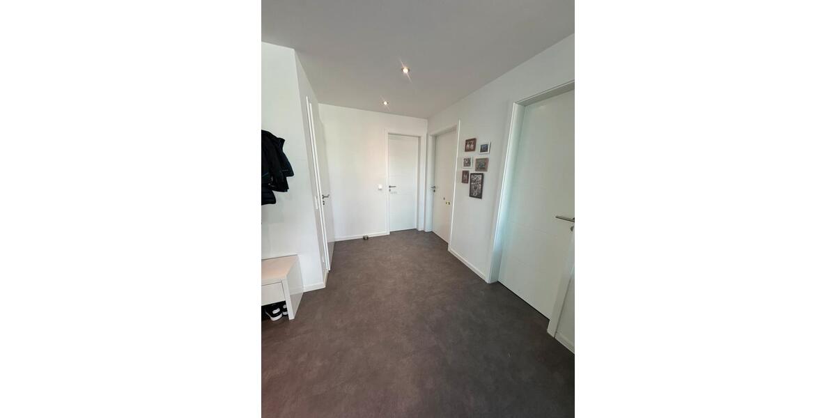 Etagenwohnung Obersulm - 3.5 Zimmer, 109 m&sup2;, 1.600&euro; | Angebot:26648289