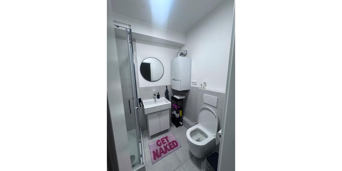 Wohnen auf Zeit Düsseldorf Düsseltal - 1 Zimmer, 18 m&sup2;, 575&euro; | Angebot:25136869