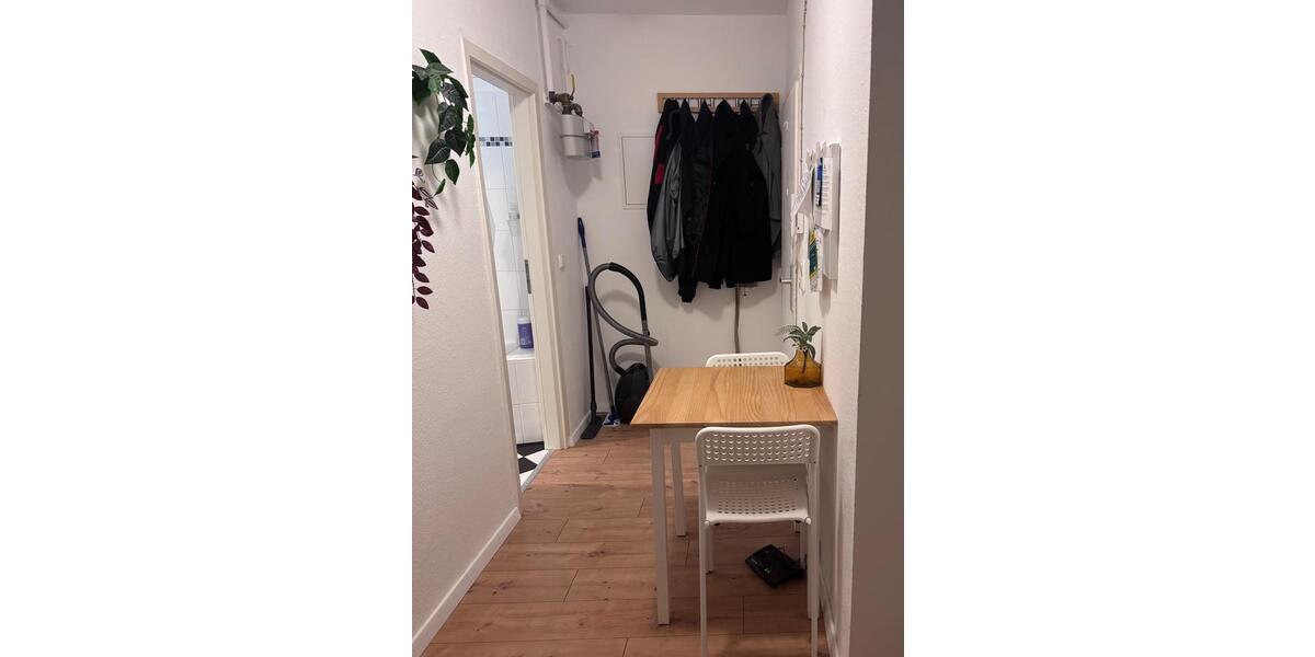 Dachgeschoßwohnung Frankfurt am Main Unterliederbach - 1 Zimmer, 15 m&sup2;, 510&euro; | Angebot:26024520