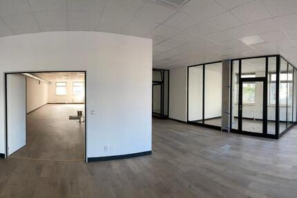 LadenBüroPraxisräume in Bestlage zimmer