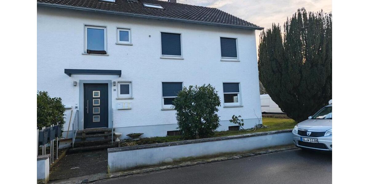 Etagenwohnung Ulm Donautal - 4.5 Zimmer, 136 m&sup2;, 1.500&euro; | Angebot:26406570