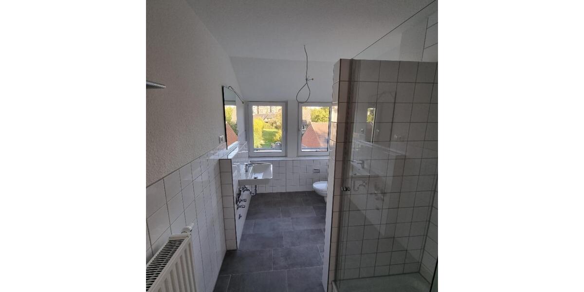 Dachgeschoßwohnung Nordhorn - 3 Zimmer, 82 m&sup2;, 700&euro; | Angebot:25904126