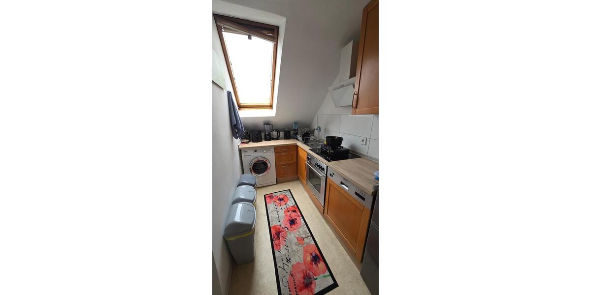 Etagenwohnung Saarbrücken West - 1 Zimmer, 35 m&sup2;, 415&euro; | Angebot:26222013