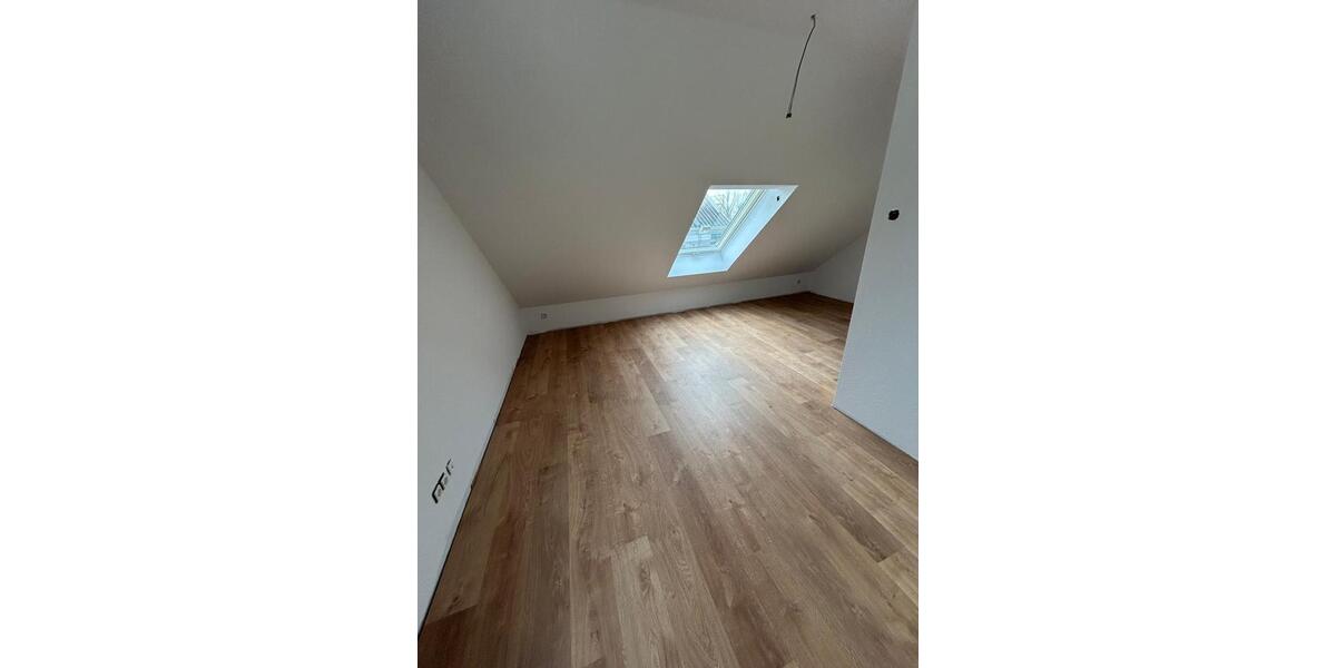 Doppelhaushälfte Großpösna - 5 Zimmer, 138 m&sup2;, 1.950&euro; | Angebot:25138553