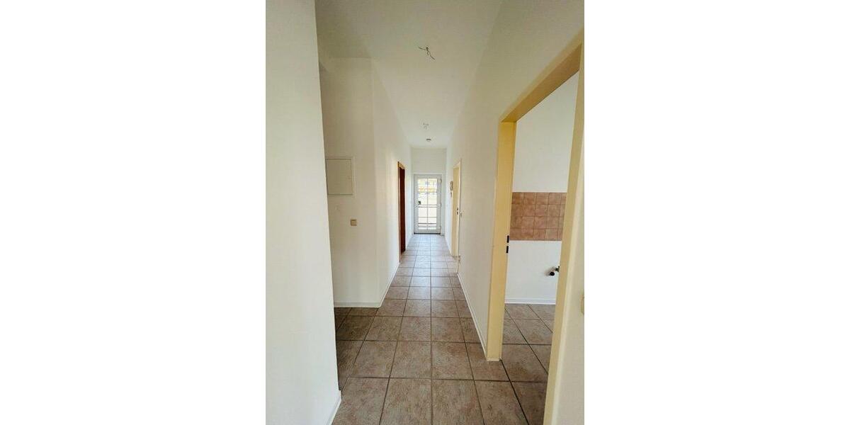 Etagenwohnung Bernburg (Saale) - 2 Zimmer, 62 m&sup2;, 400&euro; | Angebot:26660645