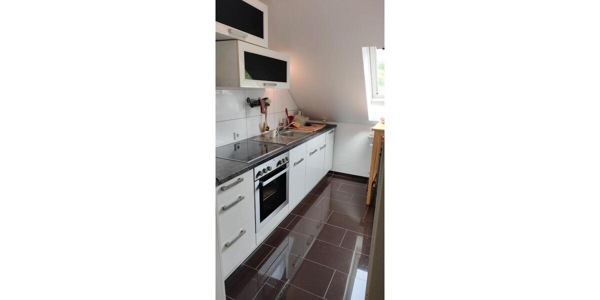 Dachgeschoßwohnung Ansbach - 3 Zimmer, 70 m&sup2;, 900&euro; | Angebot:26480034
