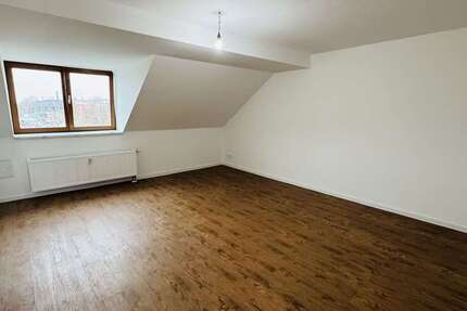 Wohnung zum Mieten in Chemnitz 543 € 98.78 m²