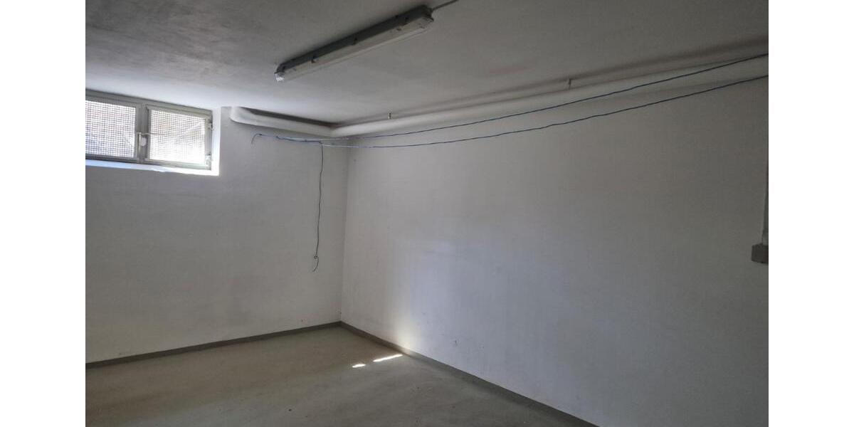 Gewerbeobjekt Lemgo - 1.500&euro; | Angebot:26271997