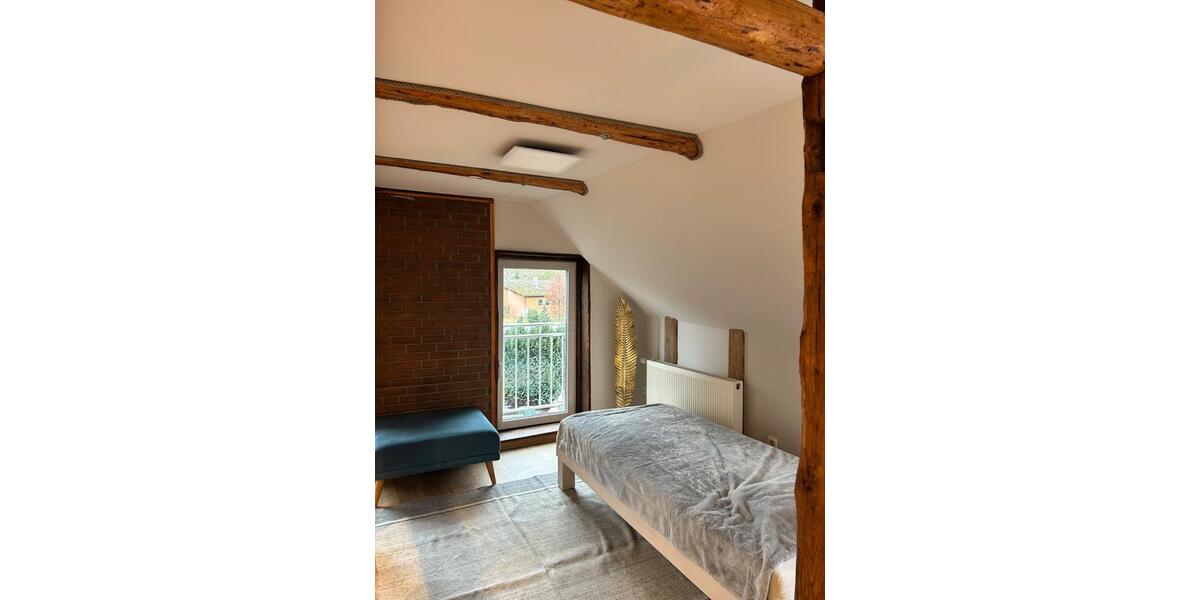 Etagenwohnung Eicklingen - 3 Zimmer, 100 m&sup2;, 1.200&euro; | Angebot:25995447