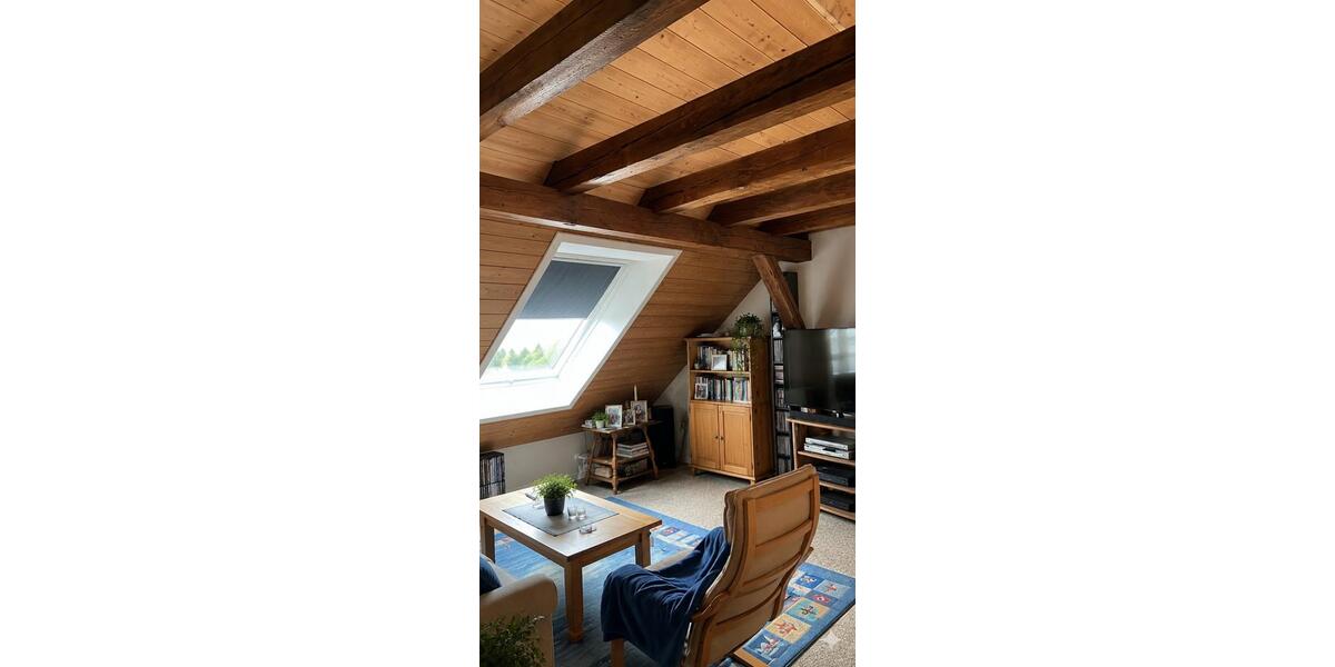 Dachgeschoßwohnung Nürtingen - 2.5 Zimmer, 64 m&sup2;, 740&euro; | Angebot:26568011
