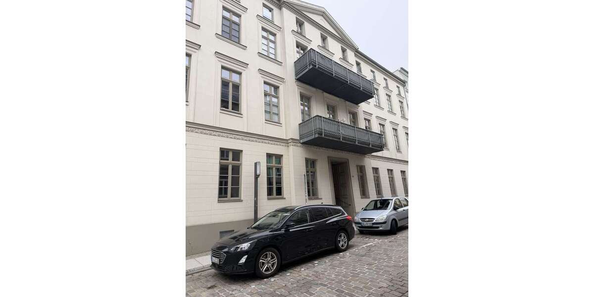 Etagenwohnung Schwerin Altstadt - 2 Zimmer, 65 m&sup2;, 700&euro; | Angebot:26185841