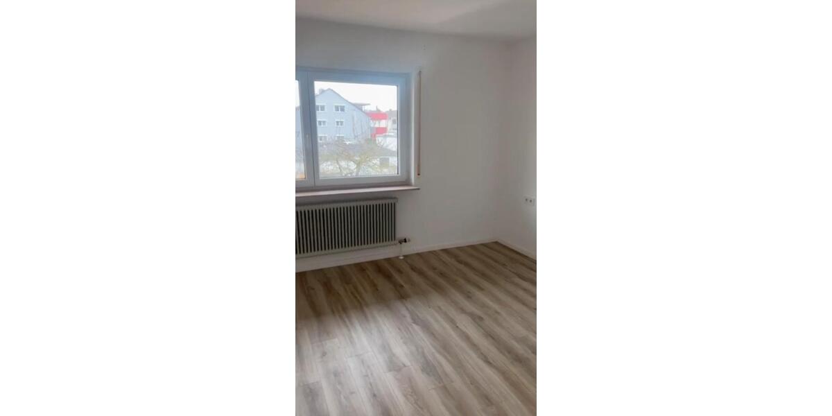 Etagenwohnung Flein - 3 Zimmer, 76 m&sup2;, 1.000&euro; | Angebot:26169746