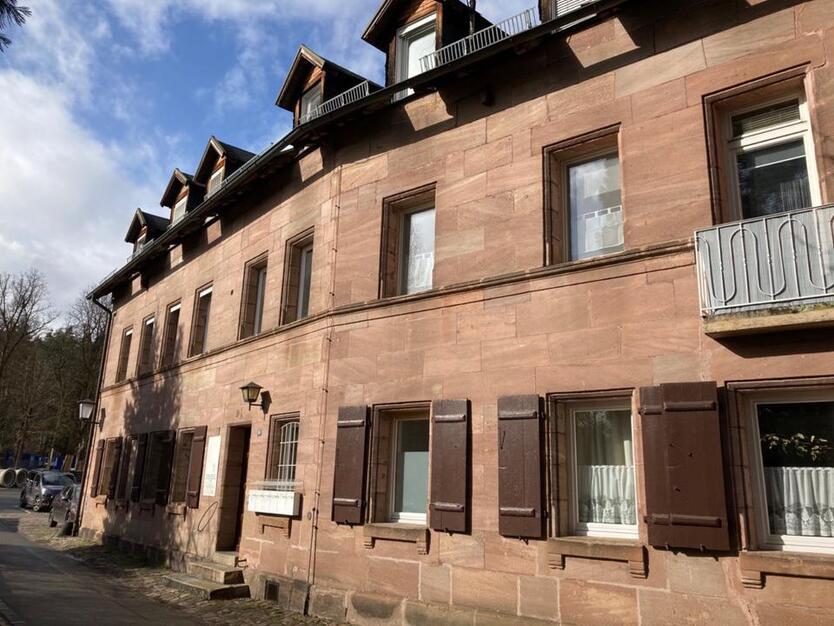 Sonnige 3-Zimmer DG Whg, Erstbezug nach Kernsanierung