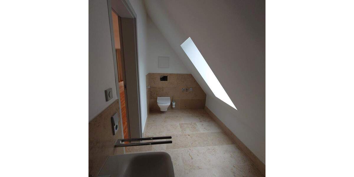 Etagenwohnung Buckow - 4 Zimmer, 106 m&sup2;, 1.279&euro; | Angebot:26149202