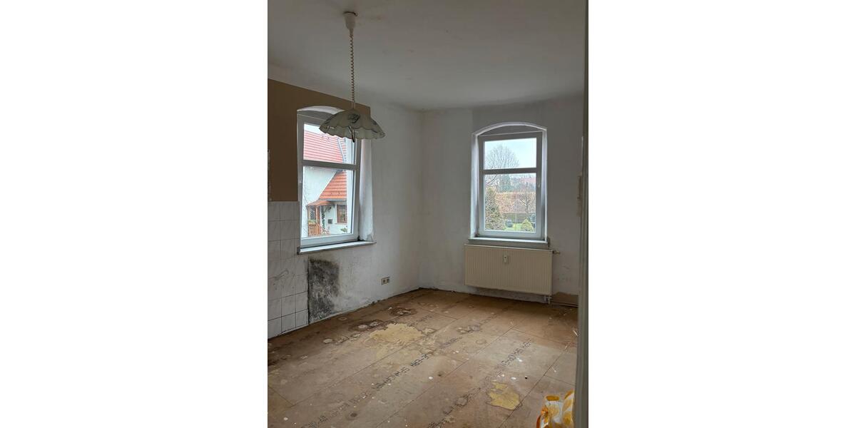 Etagenwohnung Pulsnitz - 4 Zimmer, 120 m&sup2;, 900&euro; | Angebot:24640705