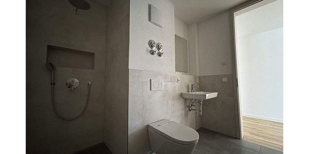 Etagenwohnung Neckarsulm / Obereisesheim Obereisesheim - 4 Zimmer, 87 m&sup2;, 1.300&euro; | Angebot:25701413