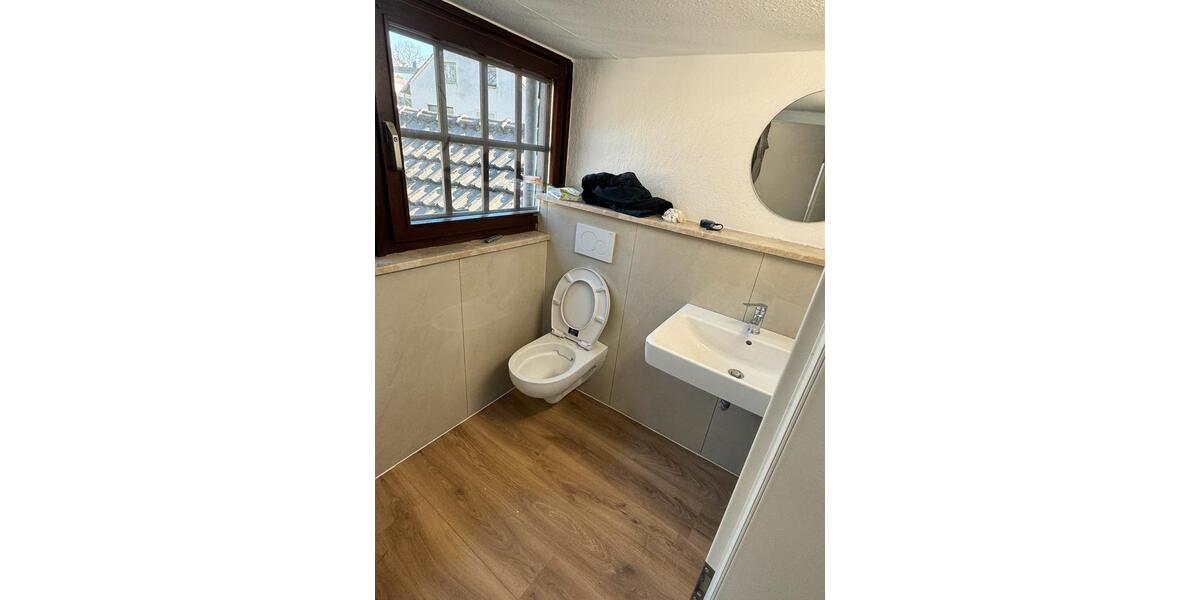 Wohnen auf Zeit Köln Ehrenfeld - 5 Zimmer, 160 m&sup2;, 520&euro; | Angebot:26017300