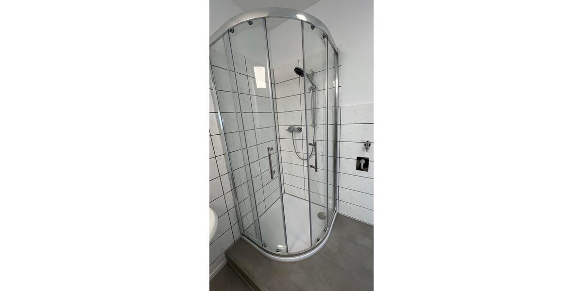 Dachgeschoßwohnung Werdau - 3 Zimmer, 64 m&sup2;, 390&euro; | Angebot:26032896