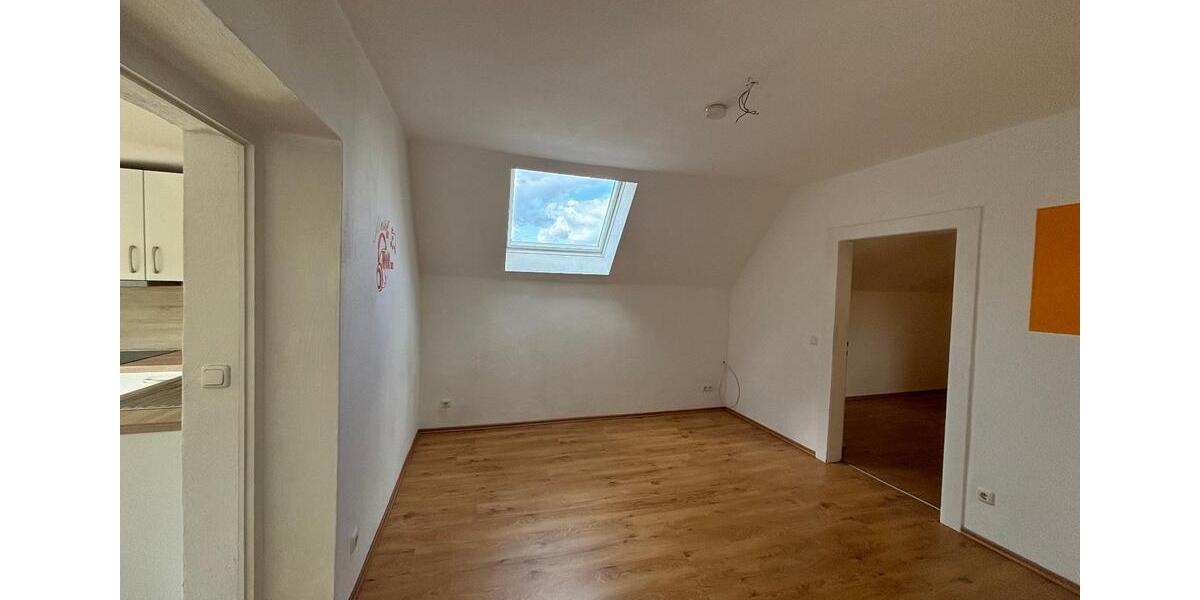 Dachgeschoßwohnung Dortmund Hombruch - 2 Zimmer, 63 m&sup2;, 570&euro; | Angebot:26441273