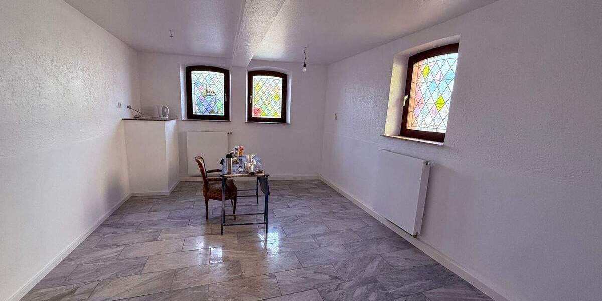Mehrfamilienhaus, Wohnhaus Köln Zündorf - 5 Zimmer, 170 m&sup2;, 2.100&euro; | Angebot:26753804