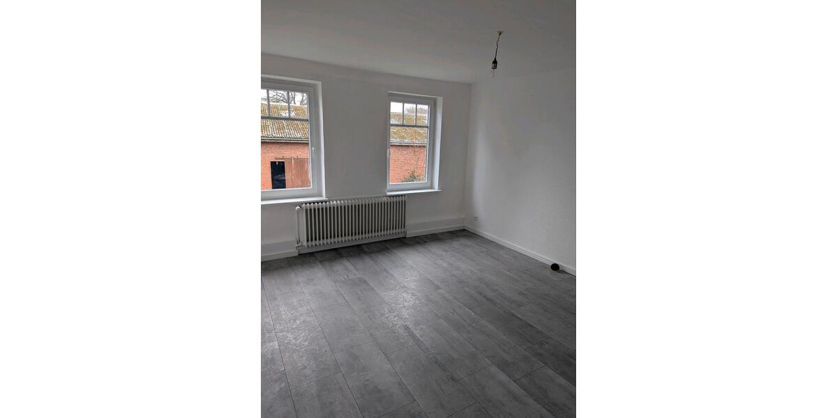 Dachgeschoßwohnung Geestland Bad Bederkesa - 4 Zimmer, 88 m&sup2;, 790&euro; | Angebot:25590478