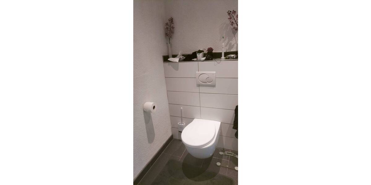 Etagenwohnung Saarbrücken St Johann - 2 Zimmer, 79 m&sup2;, 700&euro; | Angebot:24497796