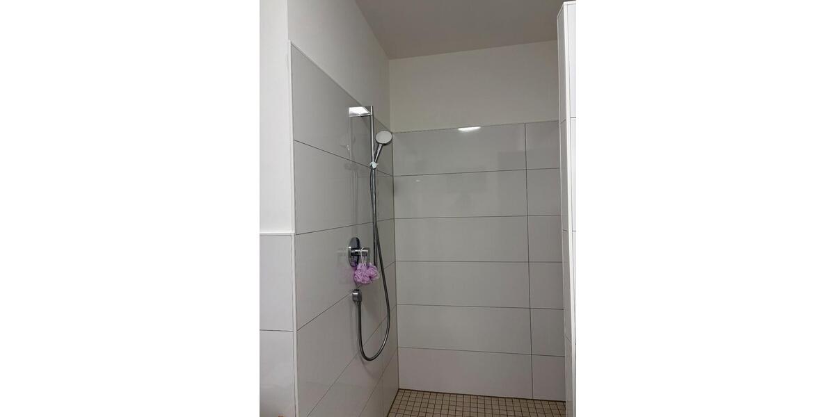 Etagenwohnung Blomberg - 2 Zimmer, 63 m&sup2;, 365&euro; | Angebot:25017084