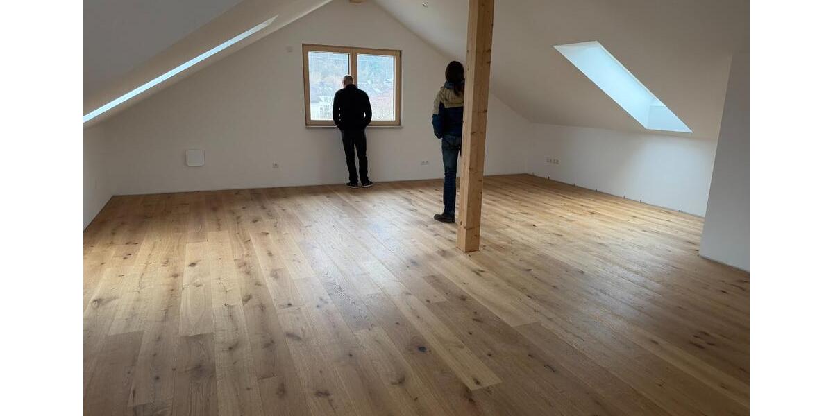 Dachgeschoßwohnung Kraiburg am Inn - 2 Zimmer, 75 m&sup2;, 980&euro; | Angebot:25940423