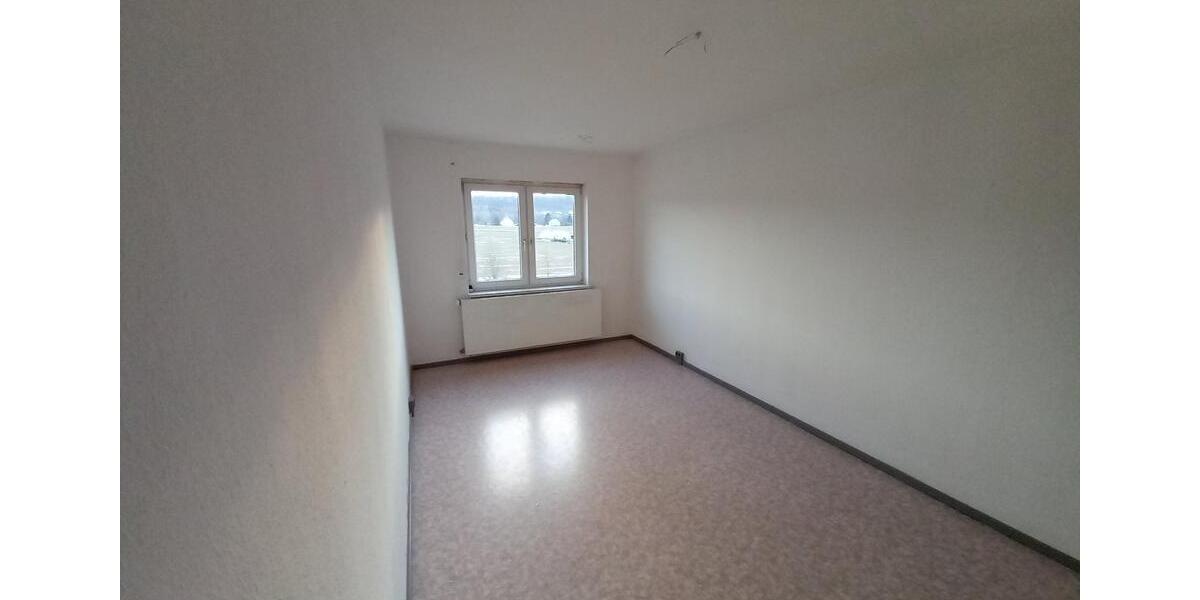 Dachgeschoßwohnung Ballenstedt - 3 Zimmer, 79 m&sup2;, 475&euro; | Angebot:22353714