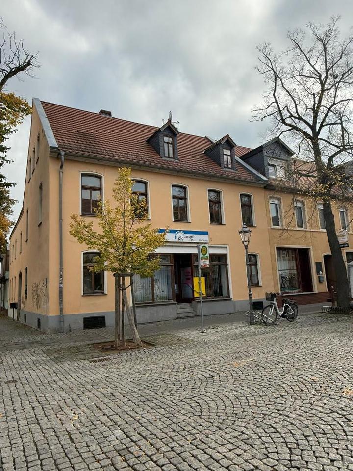 Moderne 3 Zimmer Dachgeschoss Wohnung mit Balkon zimmer