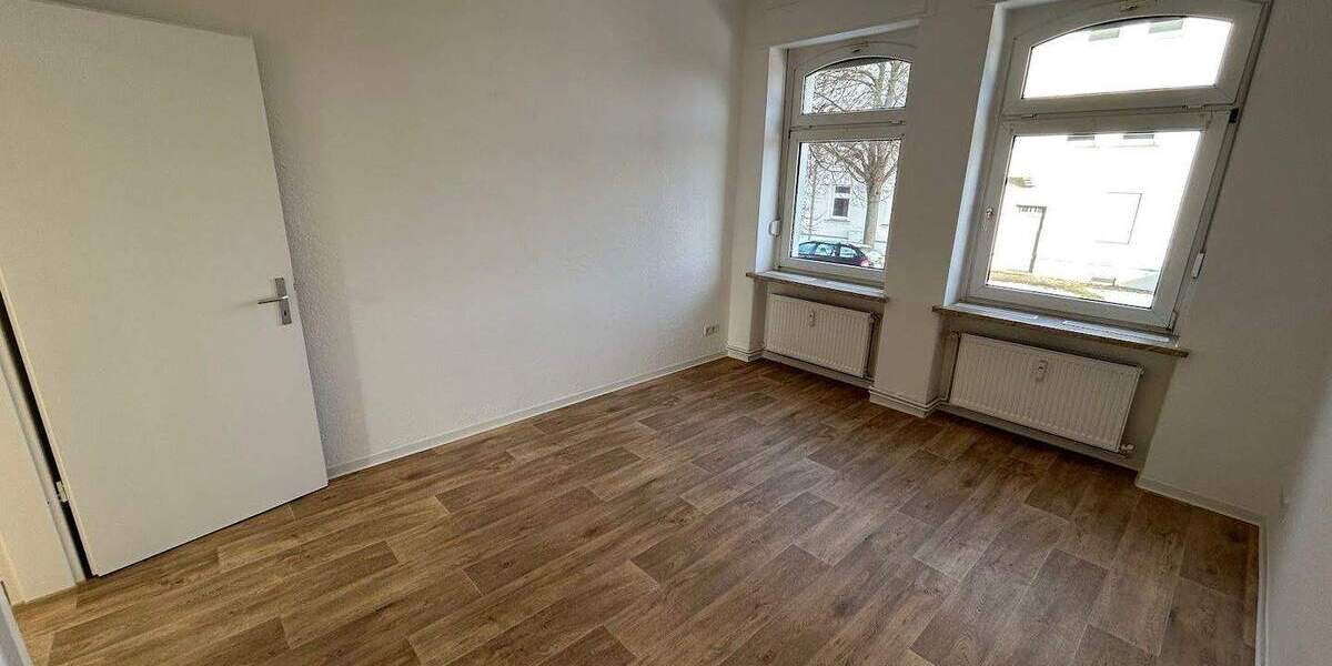 Etagenwohnung Magdeburg Sudenburg - 3 Zimmer, 63 m&sup2;, 423&euro; | Angebot:25970192