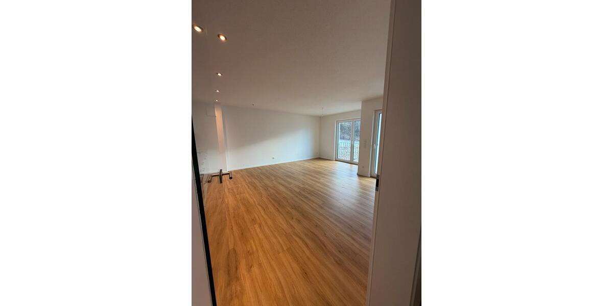 2 Zimmer Wohnung inkl. Küche,Garage,Süd Balkon 2 zimmer