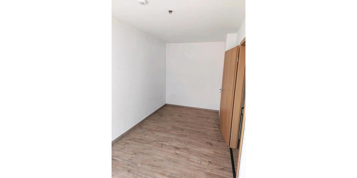 Maisonettenwohnung Saarbrücken West - 3 Zimmer, 70 m&sup2;, 800&euro; | Angebot:26522882