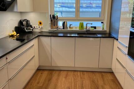 4-Zimmerwohnung zu vermieten zimmer
