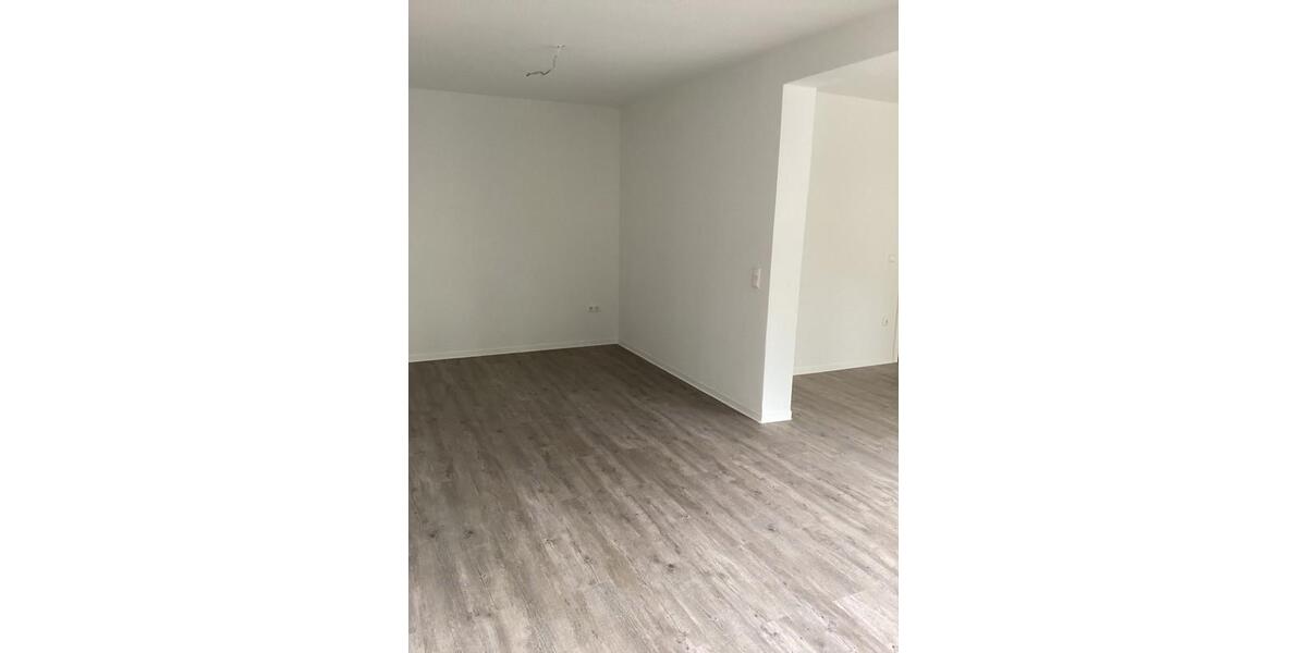 Etagenwohnung Oberhausen - 2 Zimmer, 51 m&sup2;, 309&euro; | Angebot:23393125