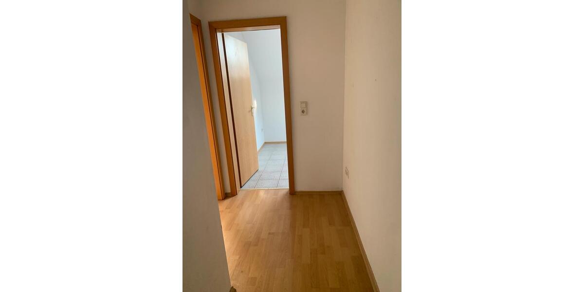 Mehrfamilienhaus, Wohnhaus Witten - 12 Zimmer, 85 m&sup2;, 1.300&euro; | Angebot:24242261