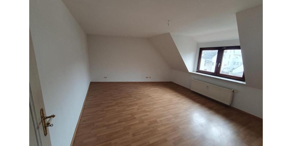 Maisonettenwohnung Querfurt - 4 Zimmer, 115 m&sup2;, 690&euro; | Angebot:26534920