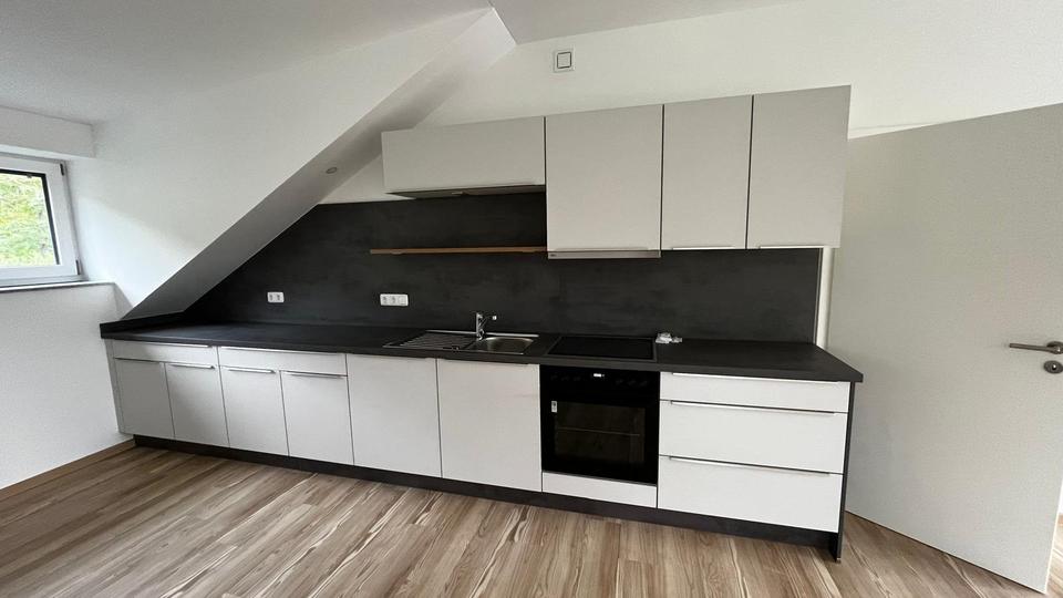 Dachgeschoßwohnung Ruderting - 2 Zimmer, 69 m&sup2;, 690&euro; | Angebot:24532061