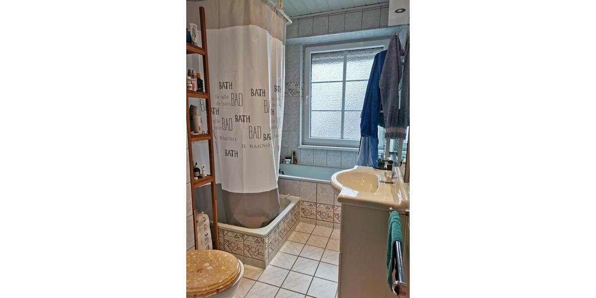 Hochparterre Bayreuth Altstadt - 5 Zimmer, 100 m&sup2;, 400&euro; | Angebot:26351883