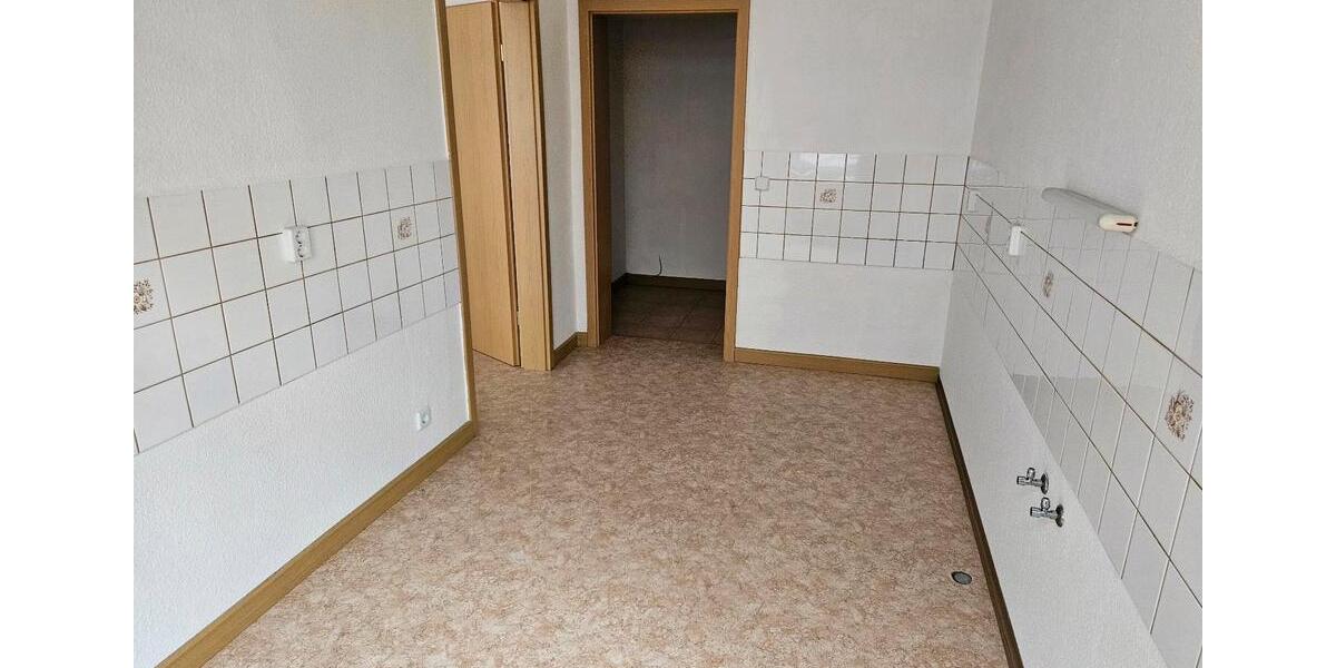 Erdgeschoßwohnung Reichenbach im Vogtland - 2 Zimmer, 45 m&sup2;, 400&euro; | Angebot:24743679
