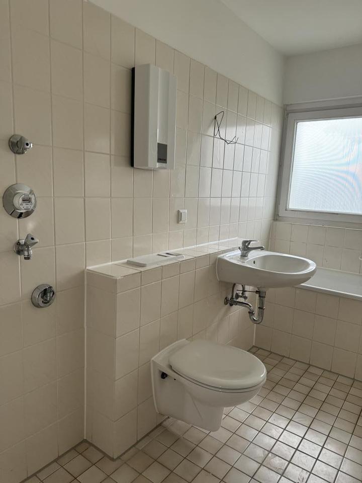 Drei Zimmer Mietwohnung mit Balkon in Schöningen *** mietfreie Zeit *** zimmer