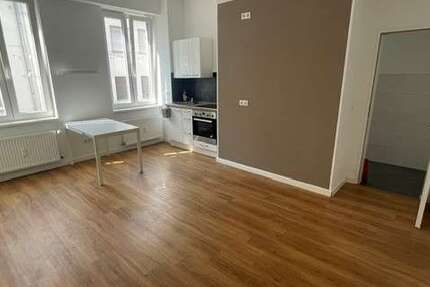Wohnung Darmstadt Darmstadt-Mitte - 2 Zimmer, 42 m&sup2;, 570&euro; | Angebot:27072462