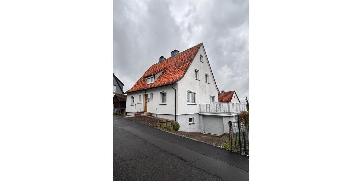 Einfamilienhaus Sontra - 6 Zimmer, 125 m&sup2;, 500&euro; | Angebot:25283718