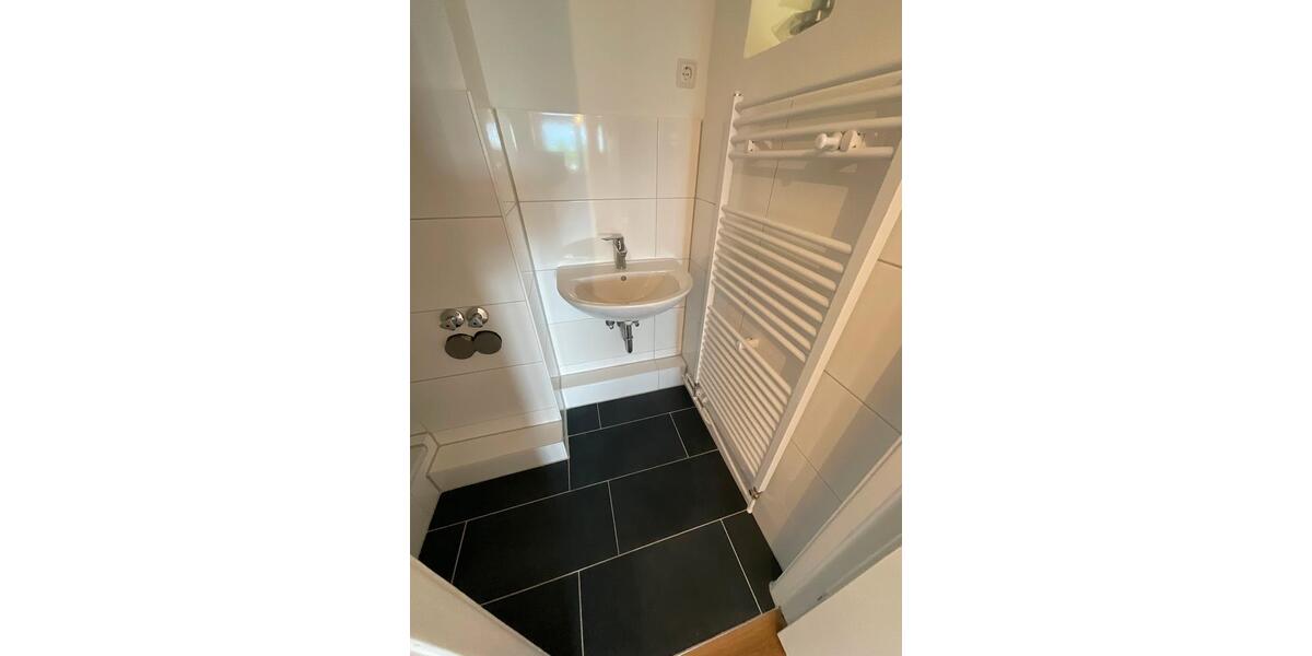 Etagenwohnung Lübeck Sankt Jürgen - 2.5 Zimmer, 59 m&sup2;, 599&euro; | Angebot:26680777