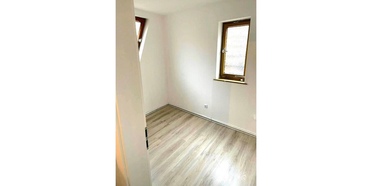 Einfamilienhaus Bad Orb - 6 Zimmer, 120 m&sup2;, 1.200&euro; | Angebot:25924205