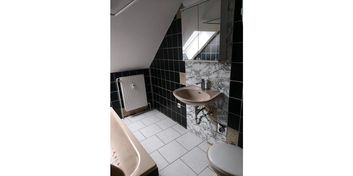 Dachgeschoßwohnung Weyhausen - 2 Zimmer, 50 m&sup2;, 490&euro; | Angebot:24731306