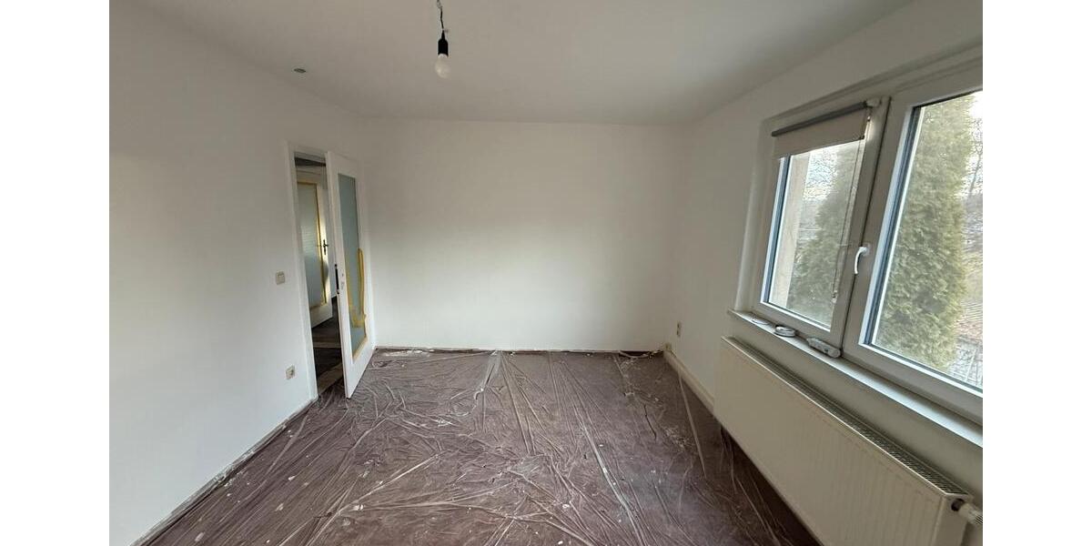 Etagenwohnung Geithain - 1 Zimmer, 71 m&sup2;, 351&euro; | Angebot:25570331