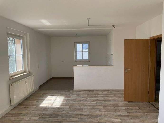 Etagenwohnung Schkopau Korbetha - 3 Zimmer, 68 m&sup2;, 550&euro; | Angebot:26799317